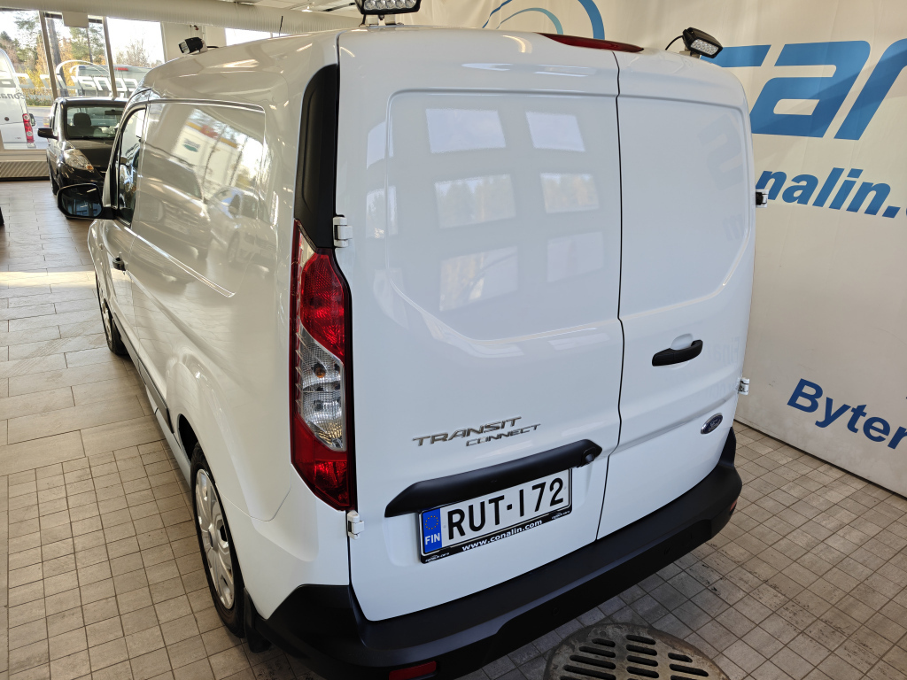 Ford Transit Connect vaihtoauto