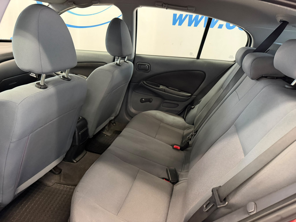 Nissan Almera vaihtoauto
