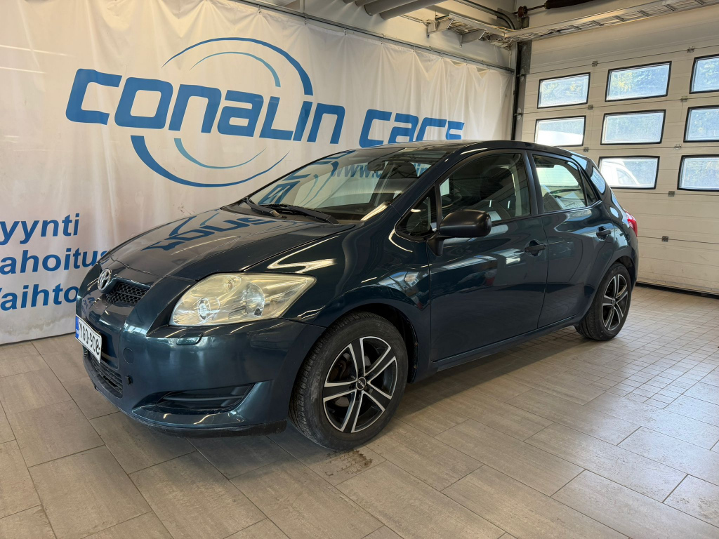 Toyota Auris vaihtoauto