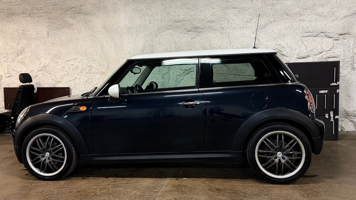 Mini Cooper vaihtoauto