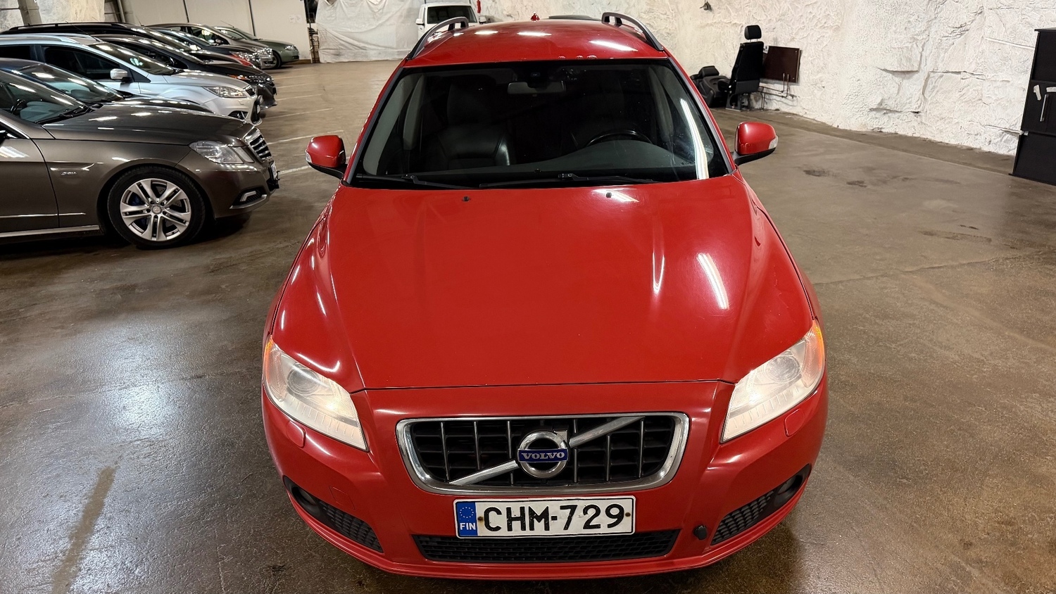 Volvo V70 vaihtoauto