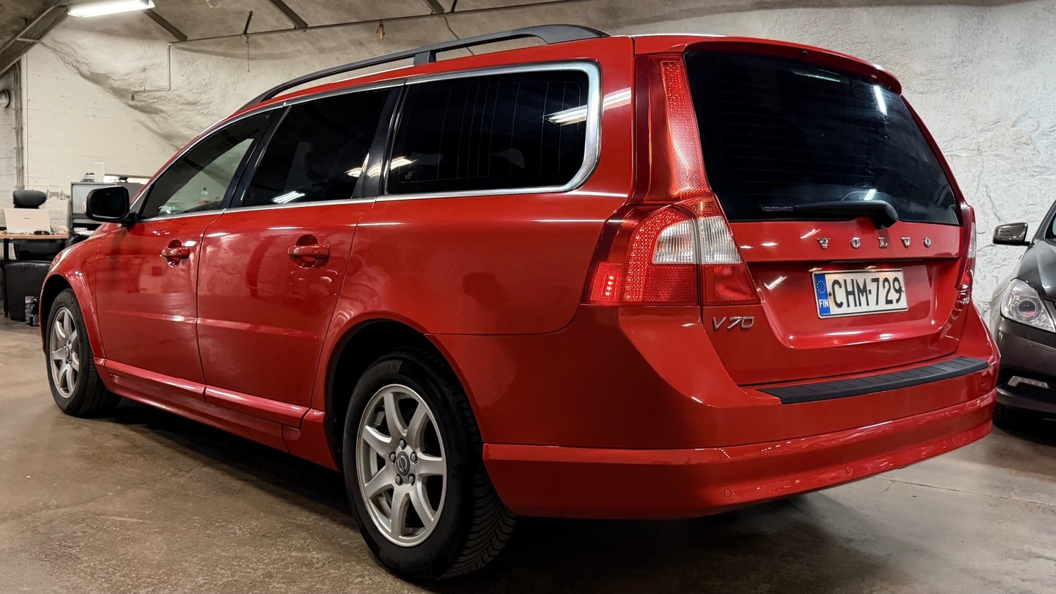 Volvo V70 vaihtoauto