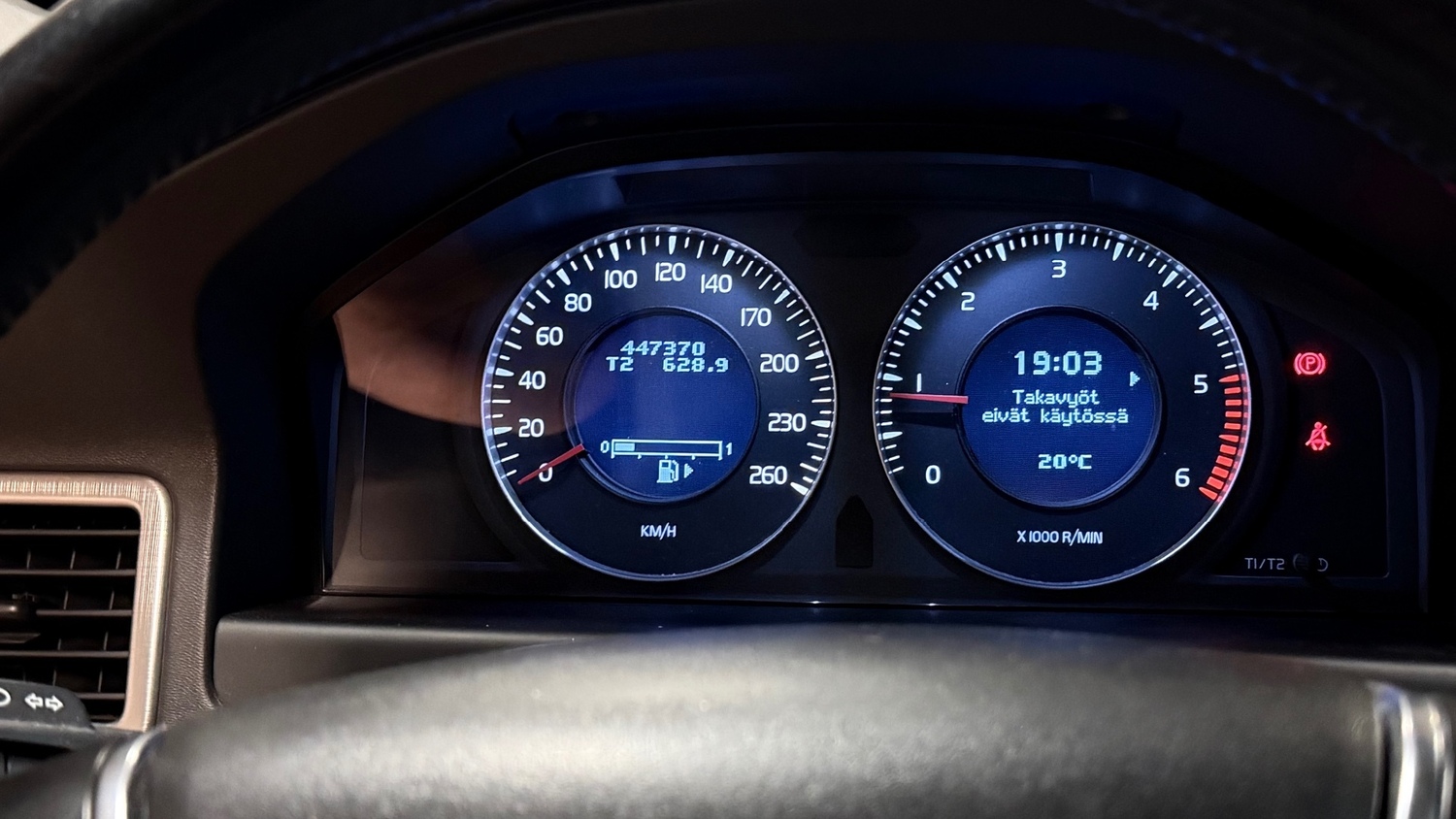 Volvo V70 vaihtoauto