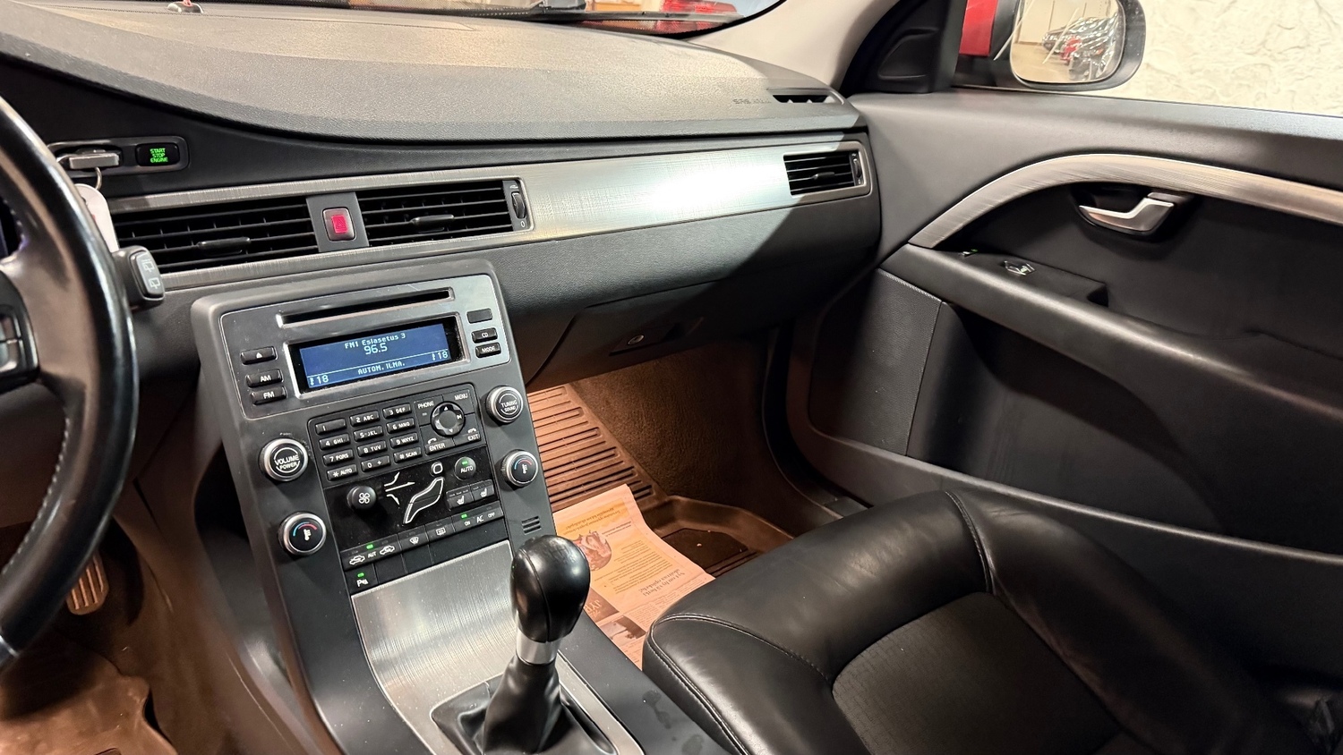 Volvo V70 vaihtoauto