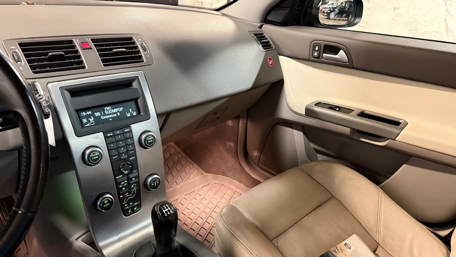 Volvo V50 vaihtoauto