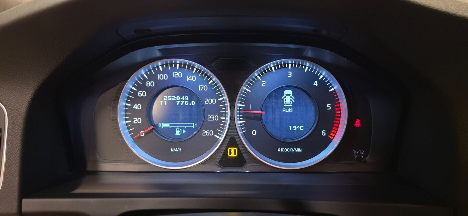 Volvo V60 vaihtoauto