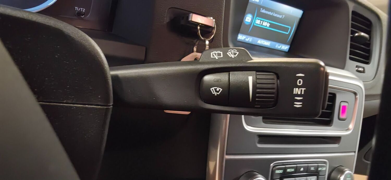 Volvo V60 vaihtoauto
