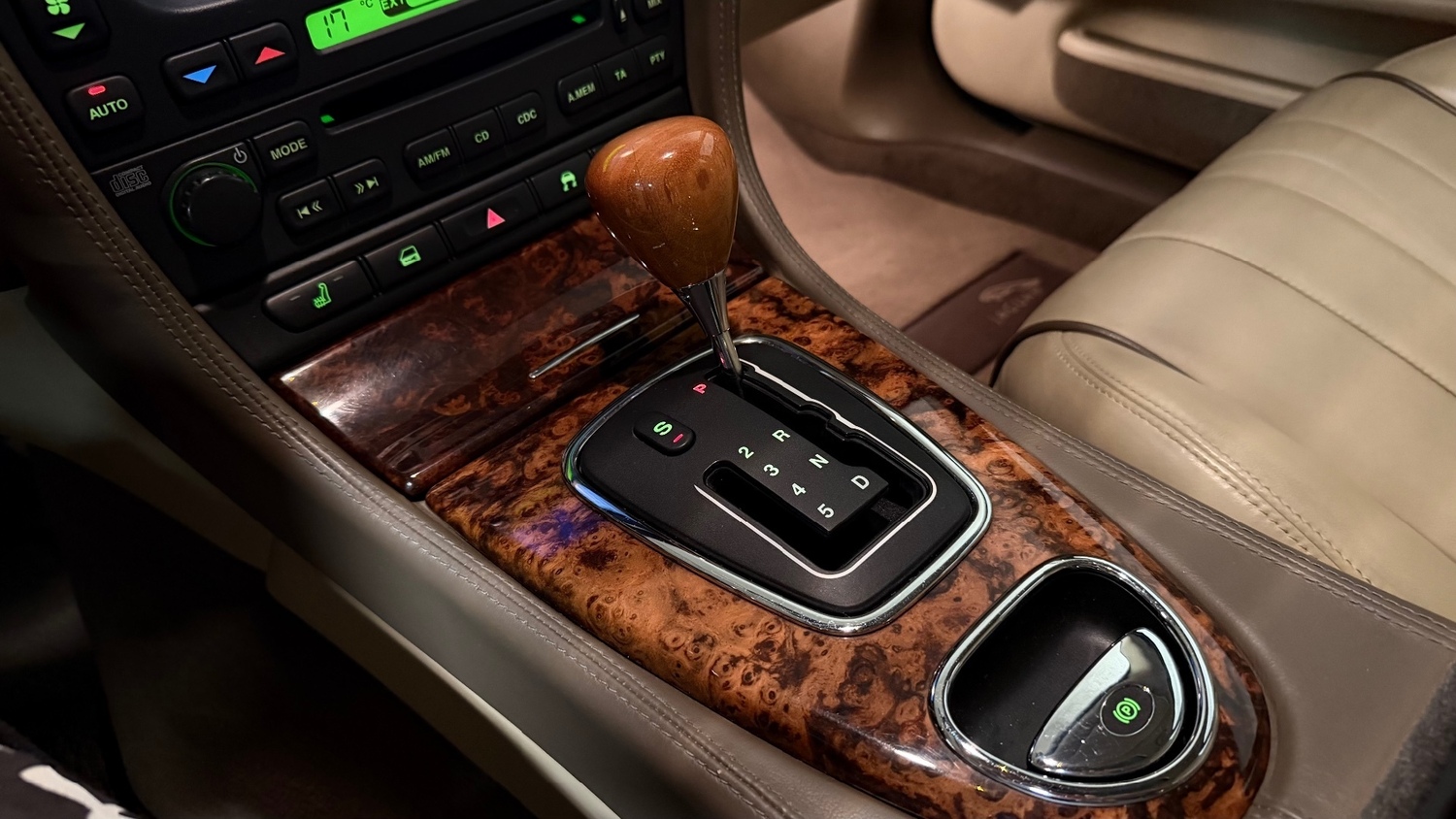Jaguar S-Type vaihtoauto