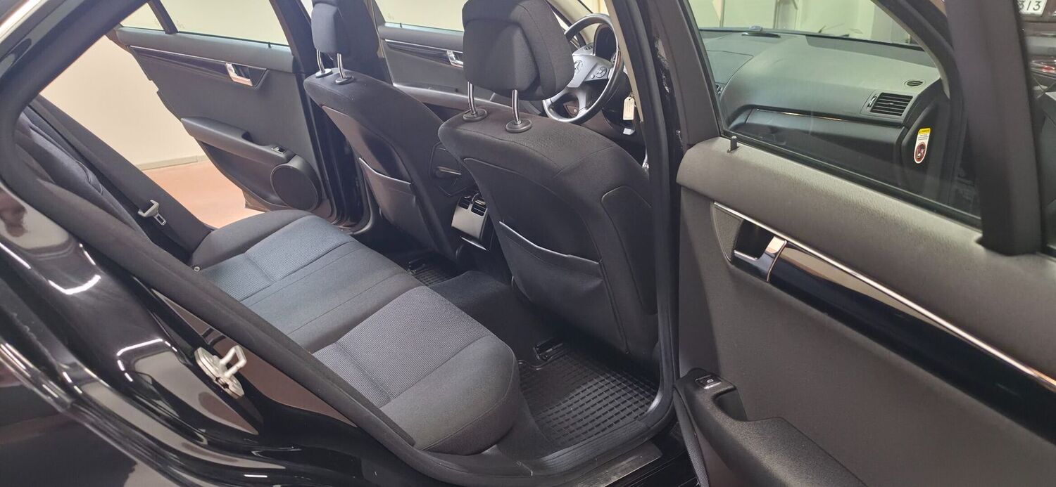 Mercedes-Benz C vaihtoauto