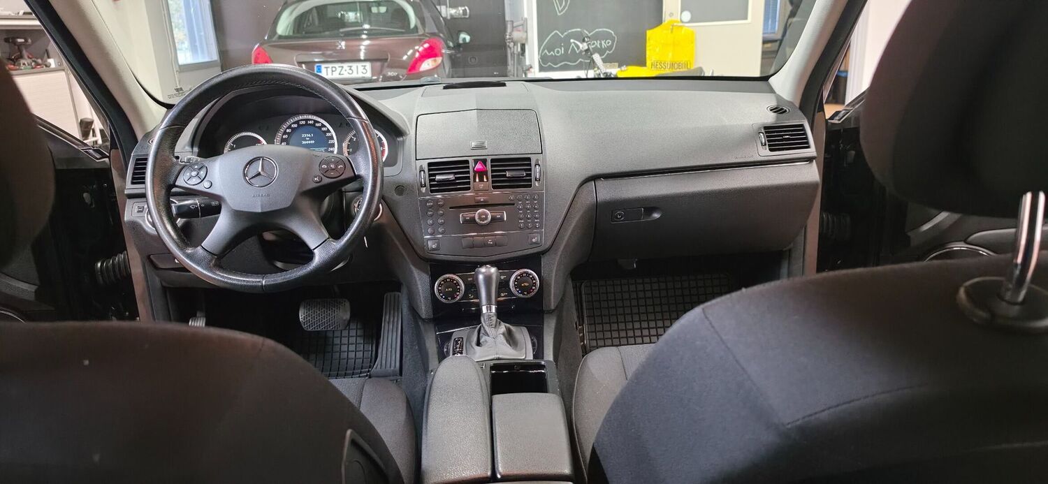 Mercedes-Benz C vaihtoauto