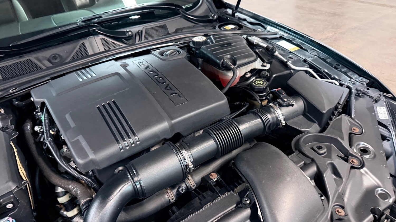 Jaguar XF vaihtoauto