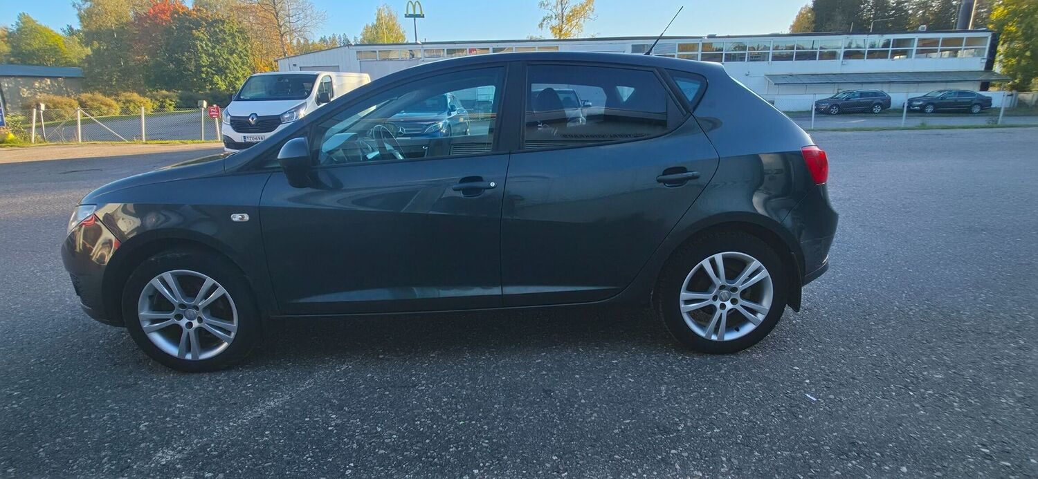SEAT Ibiza vaihtoauto