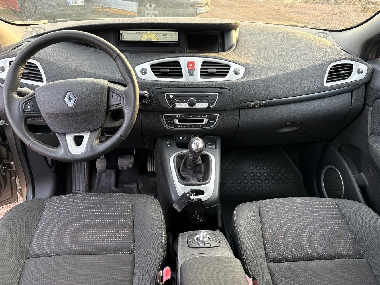Renault Scénic vaihtoauto