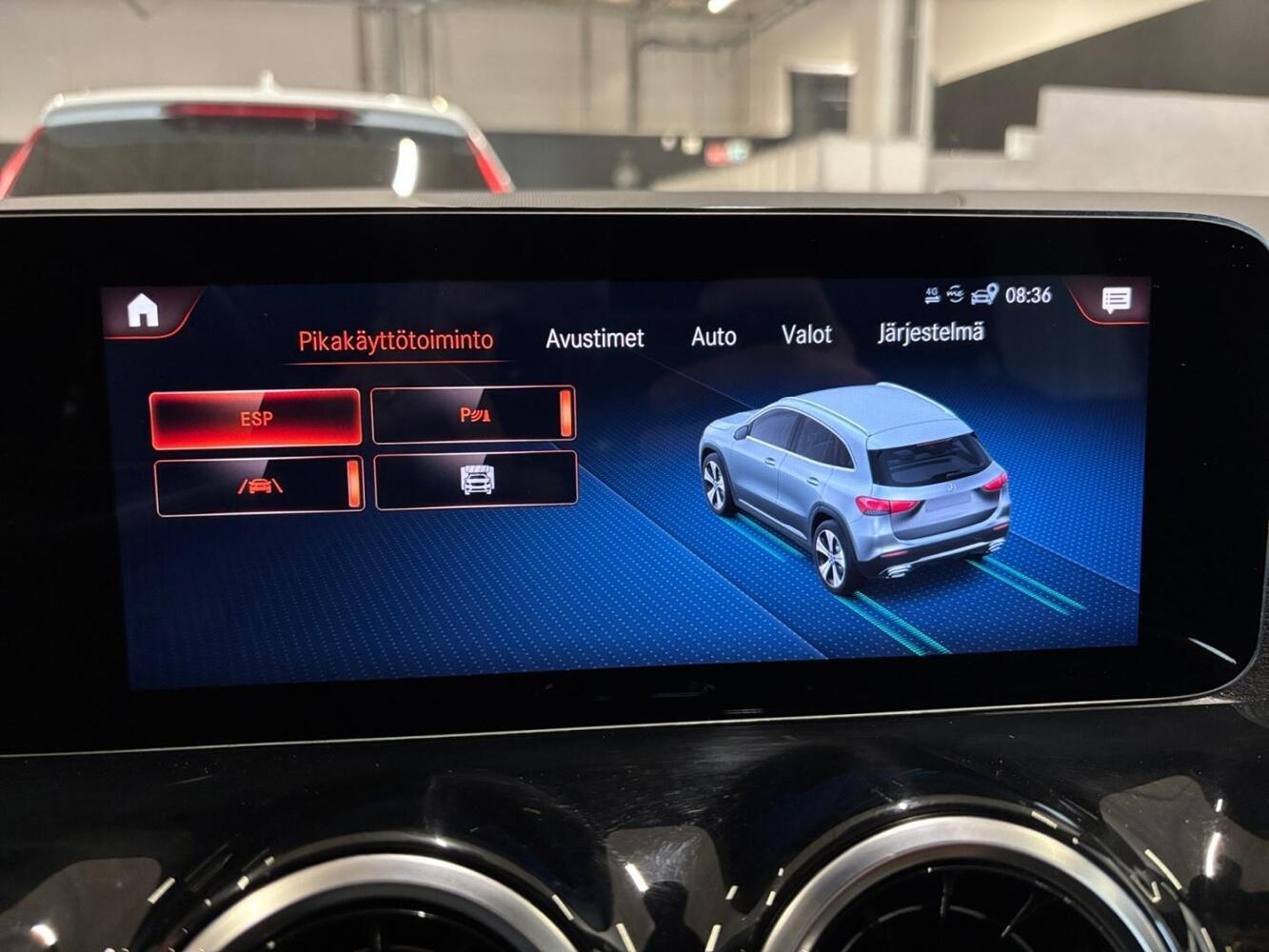 Mercedes-Benz GLA vaihtoauto