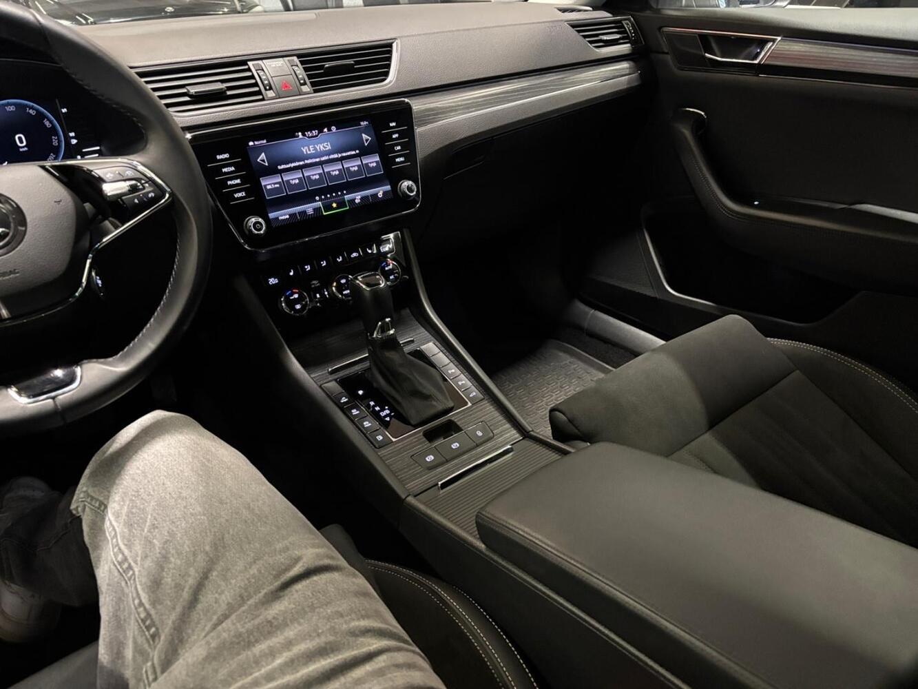 Skoda Superb vaihtoauto