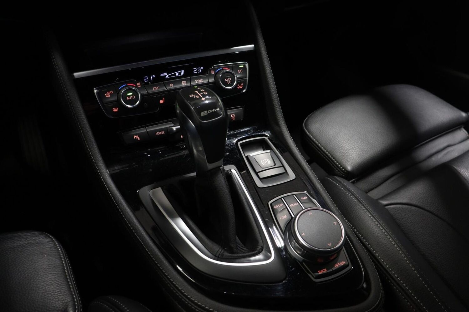 BMW 225 vaihtoauto