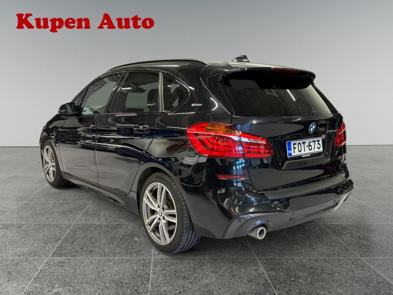 BMW 225 vaihtoauto