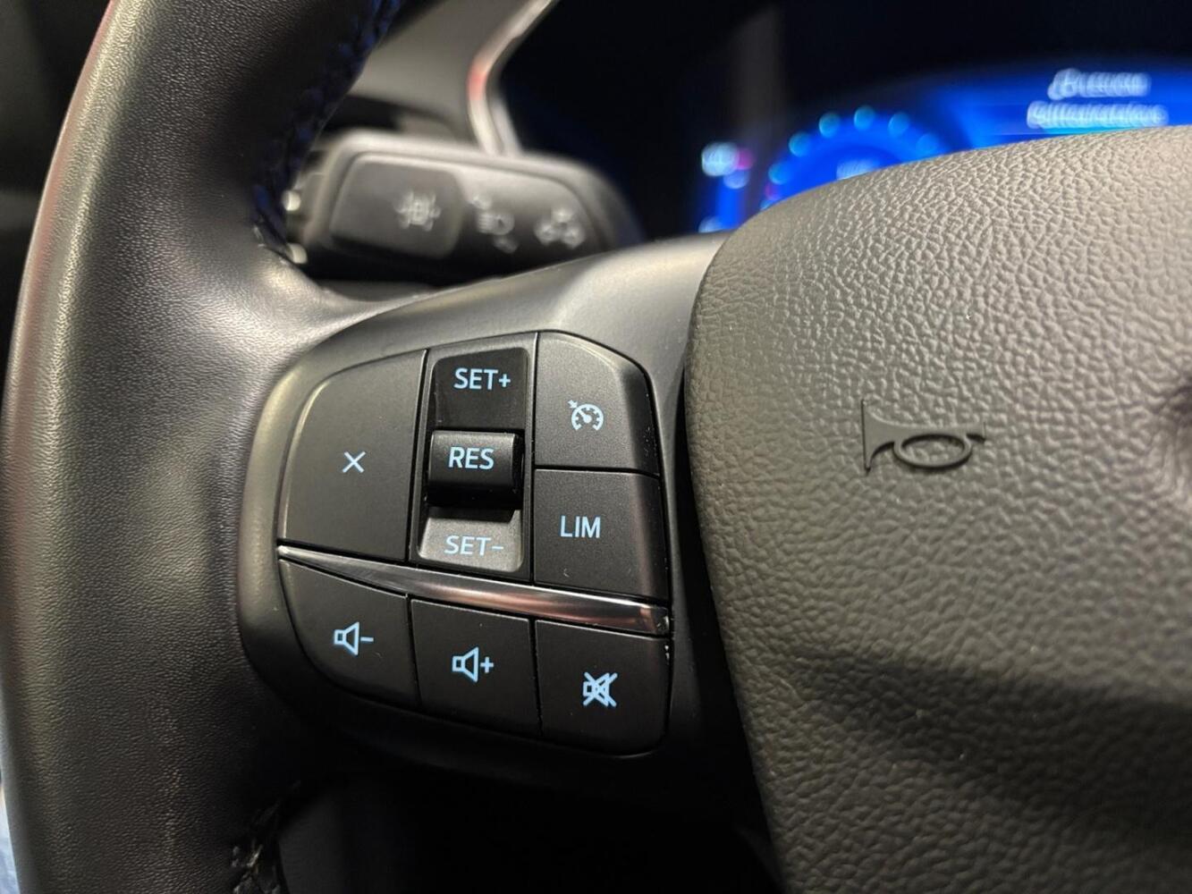 Ford Kuga vaihtoauto