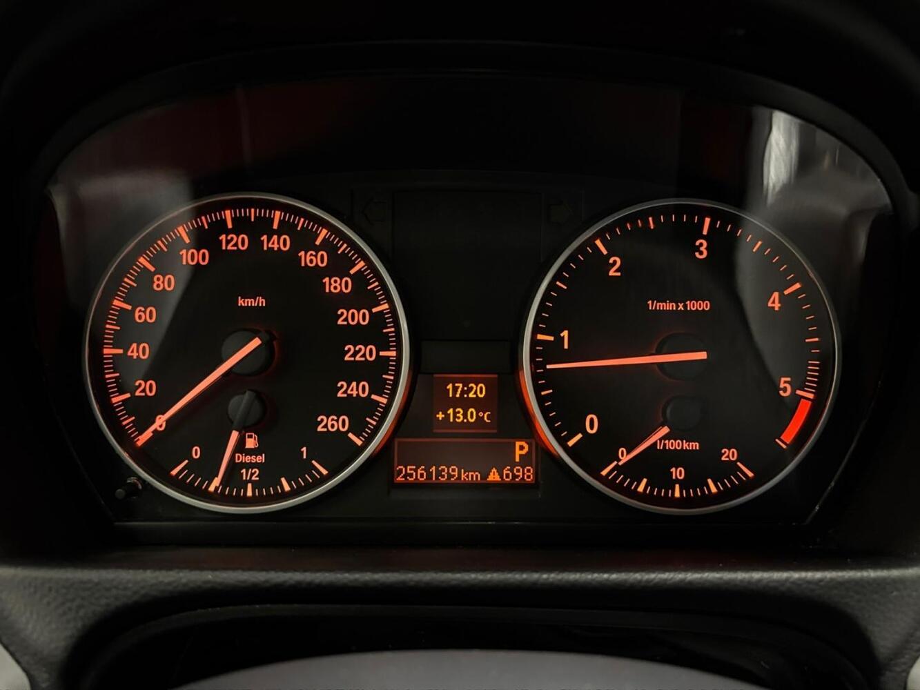 BMW 320 vaihtoauto