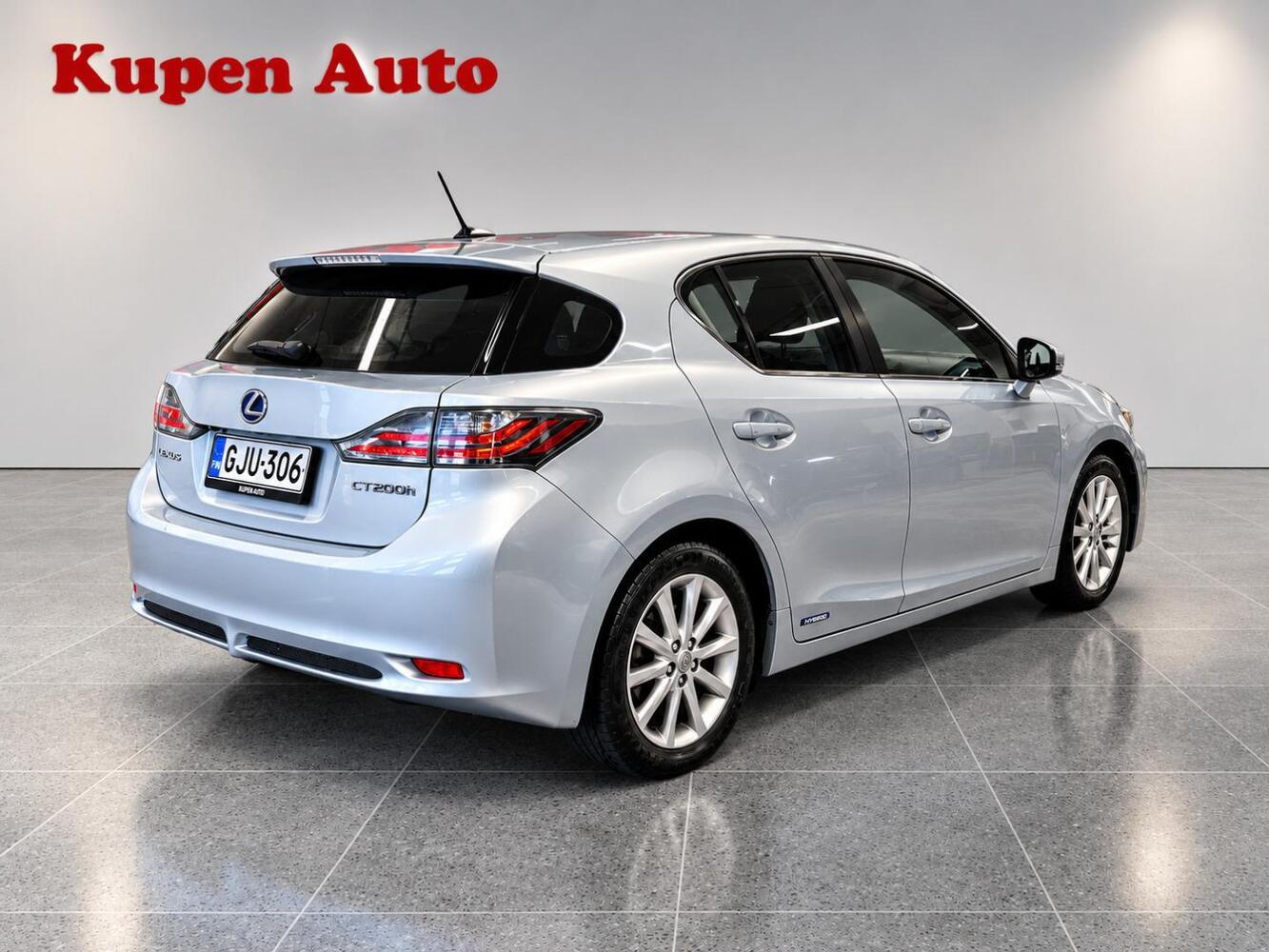 Lexus CT vaihtoauto