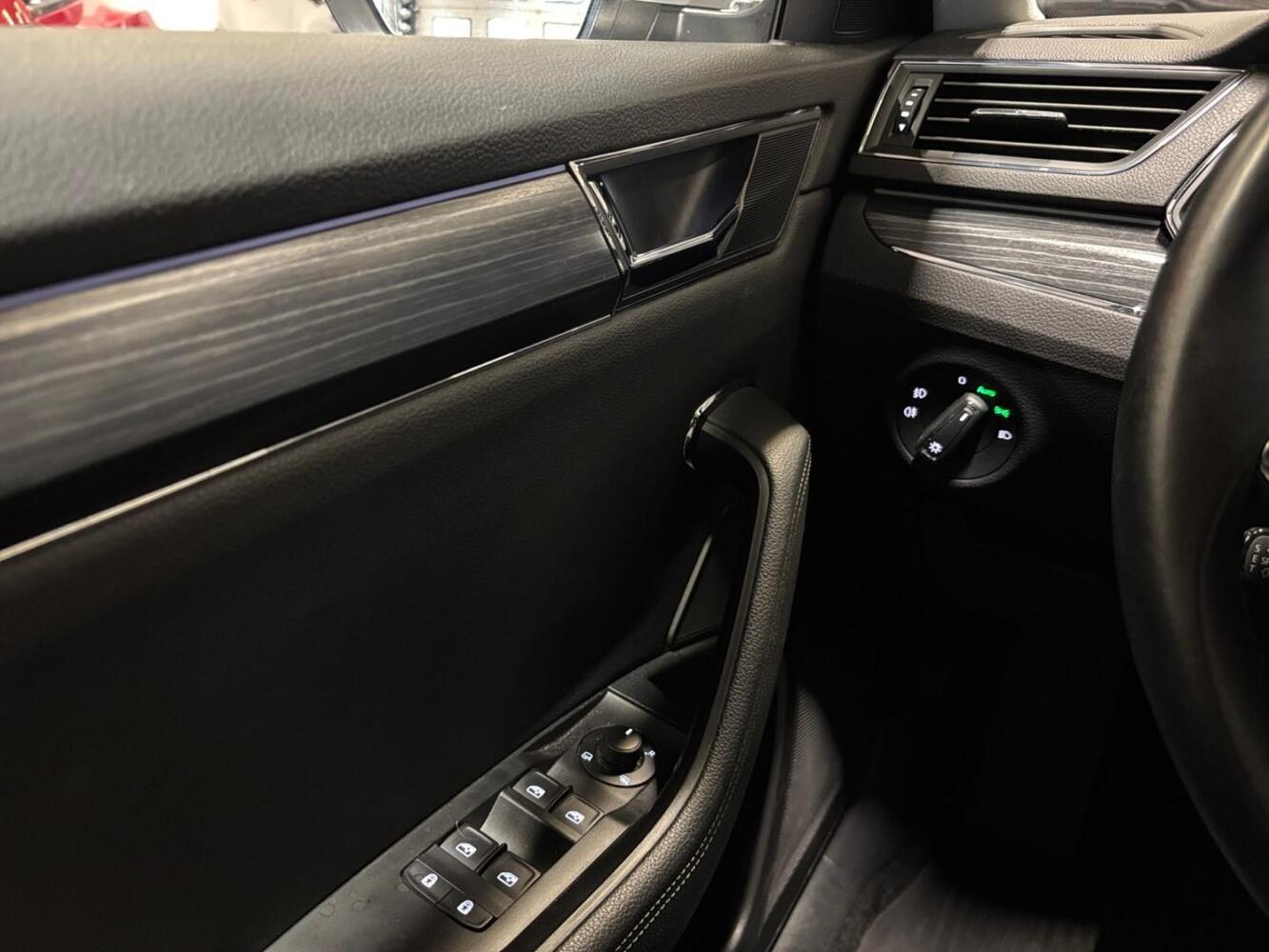 Skoda Superb vaihtoauto