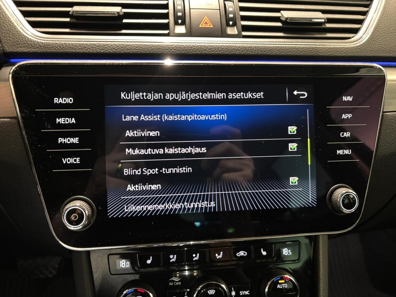 Skoda Superb vaihtoauto