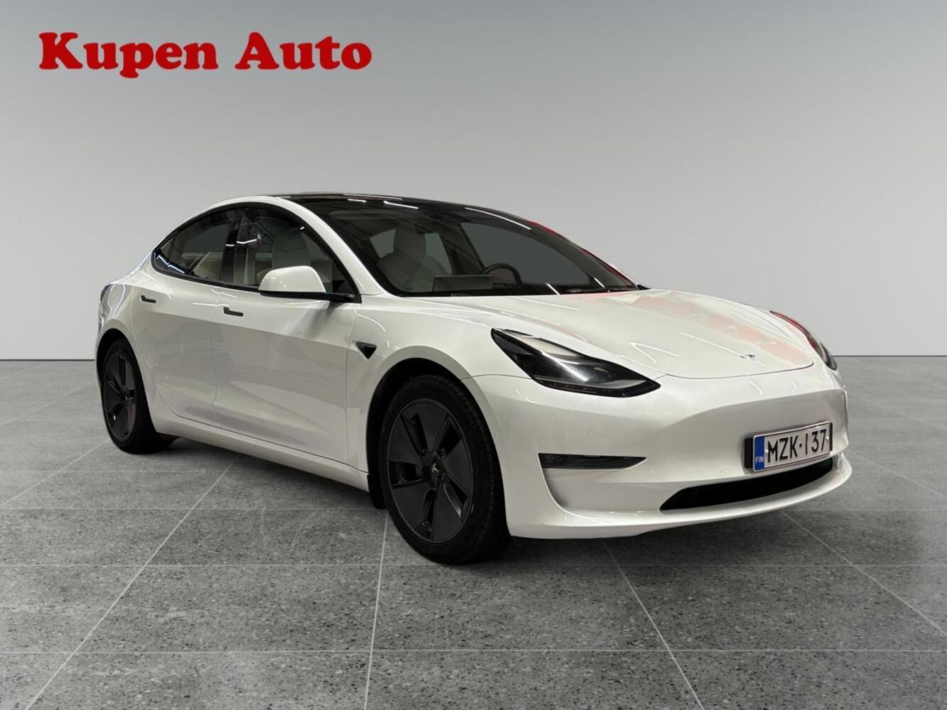 Tesla Model 3 vaihtoauto