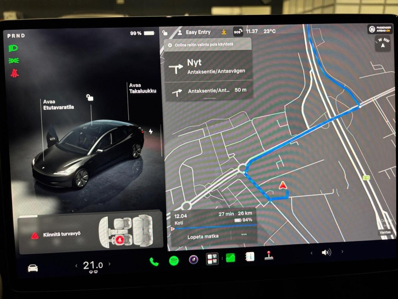 Tesla Model 3 vaihtoauto