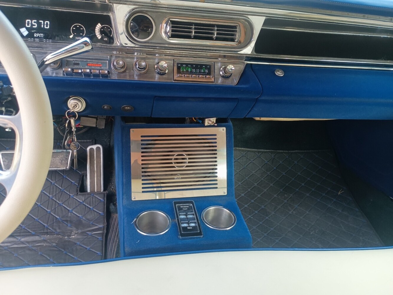 Pontiac Catalina vaihtoauto