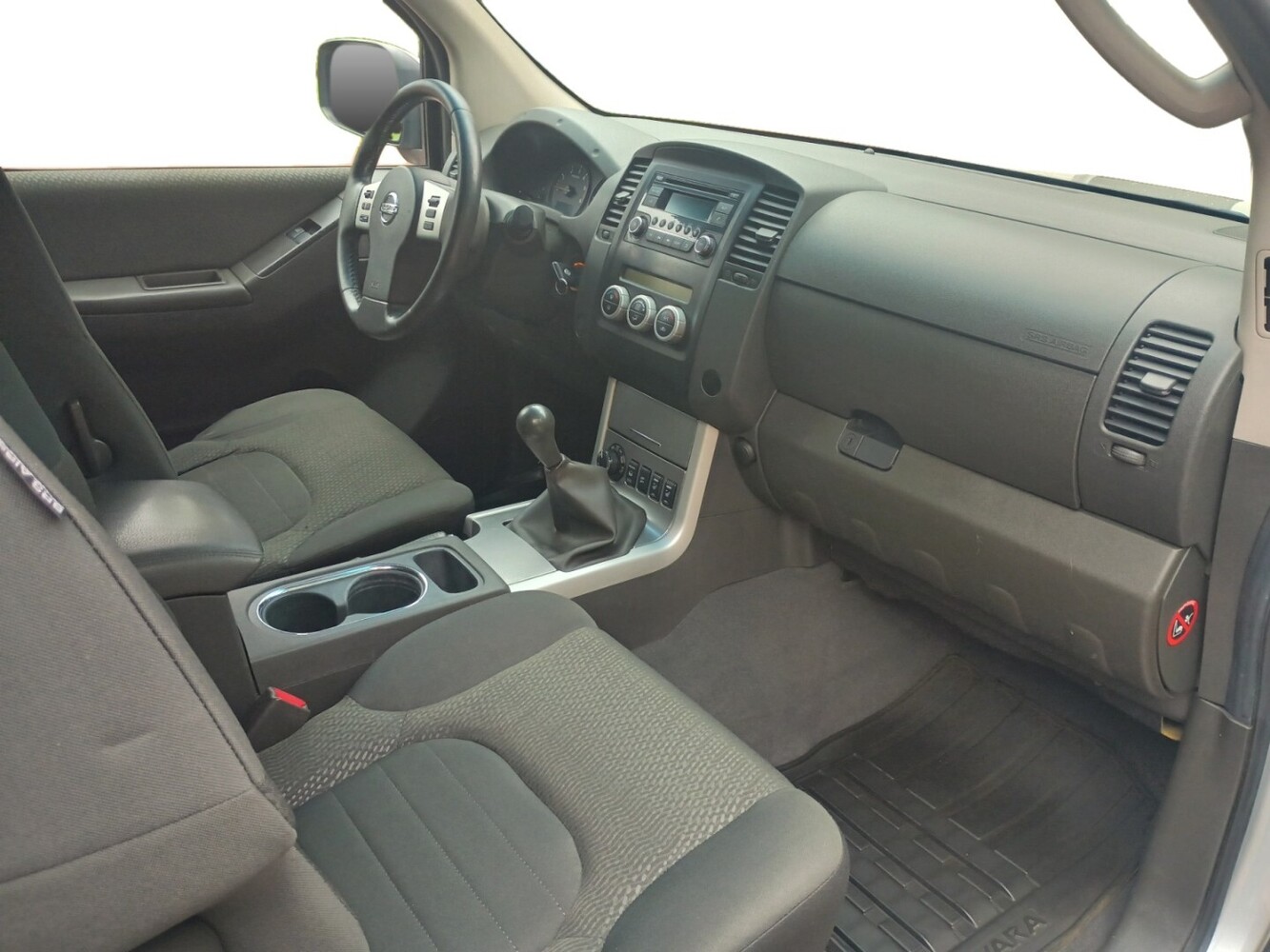 Nissan Navara vaihtoauto