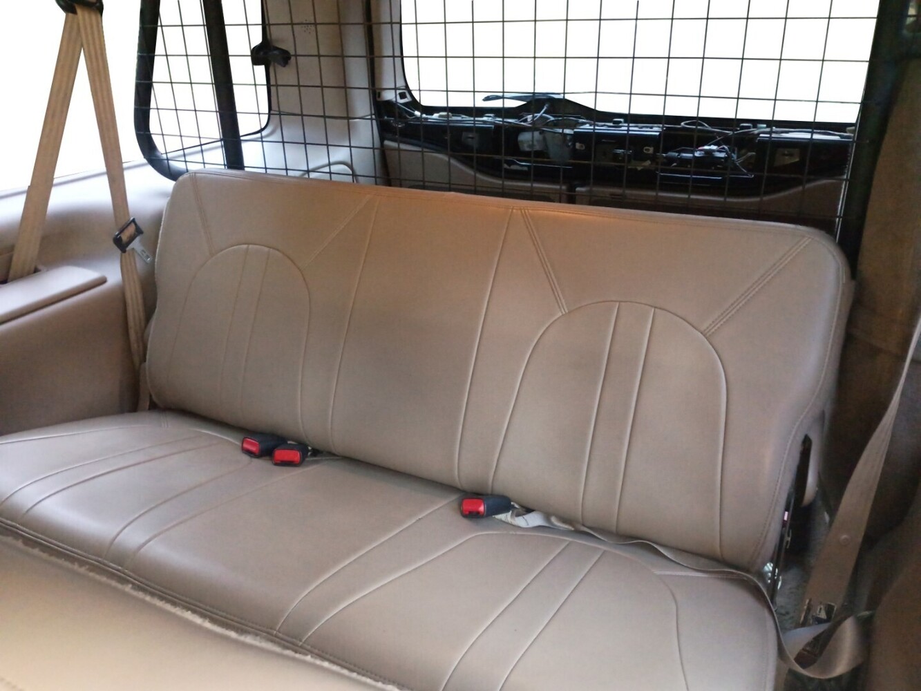 Ford Excursion vaihtoauto