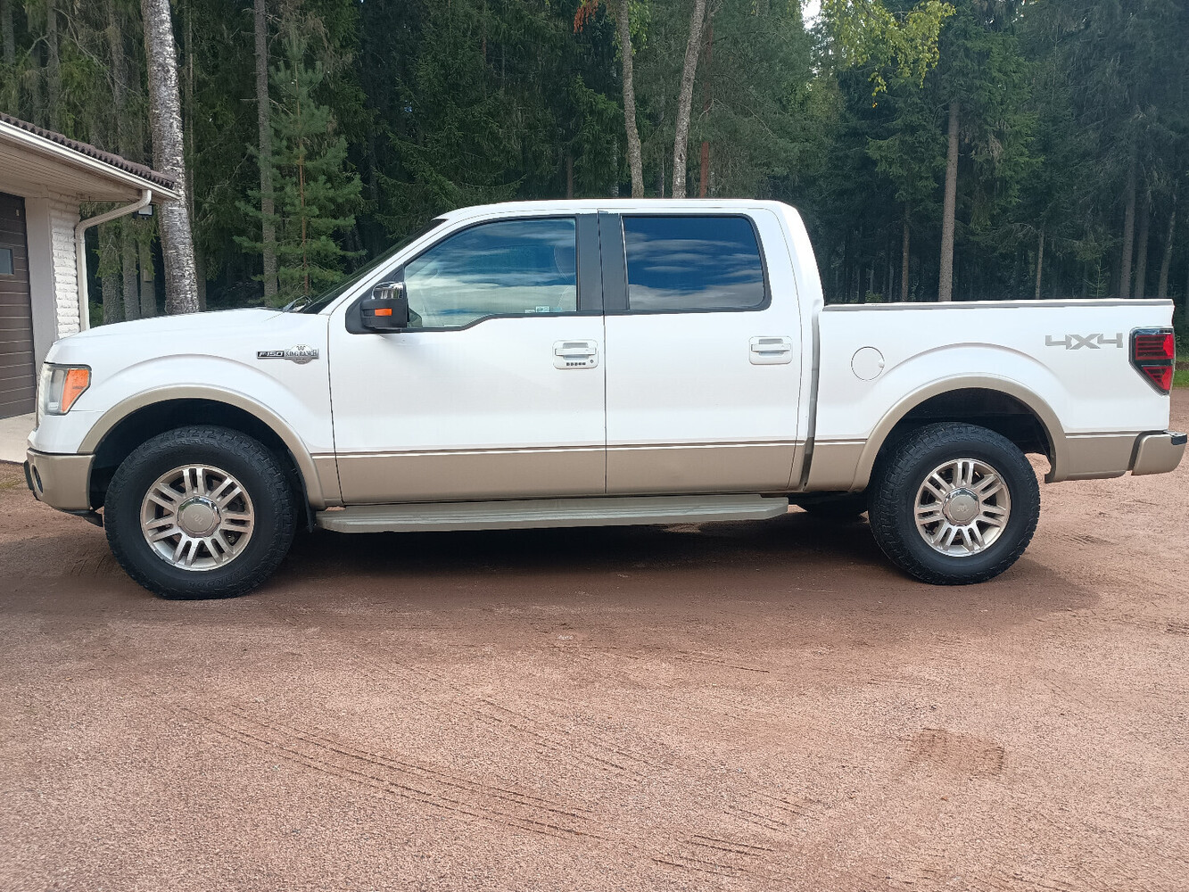Ford F150 vaihtoauto