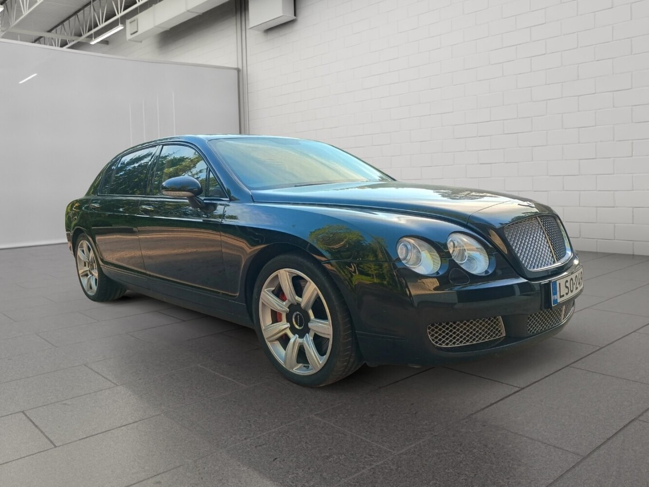 Bentley Continental vaihtoauto