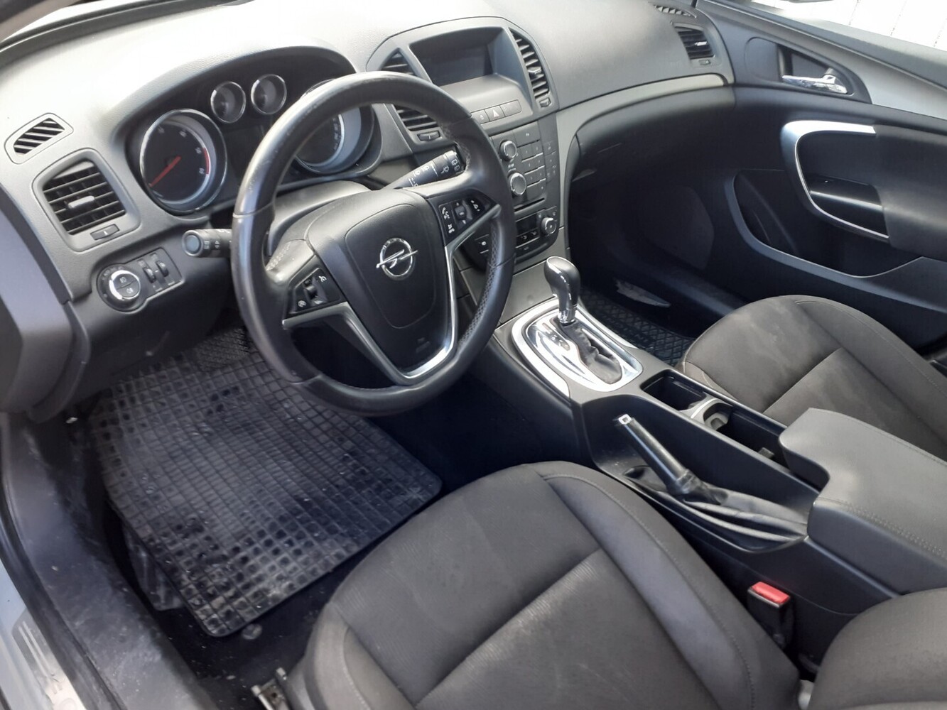 Opel Insignia vaihtoauto