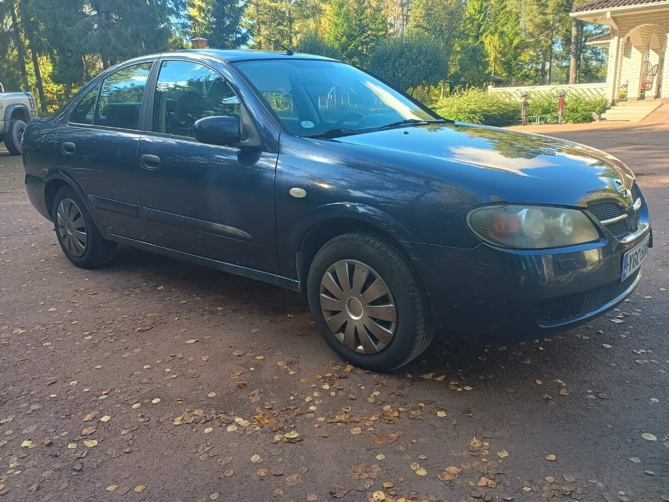 Nissan Almera vaihtoauto