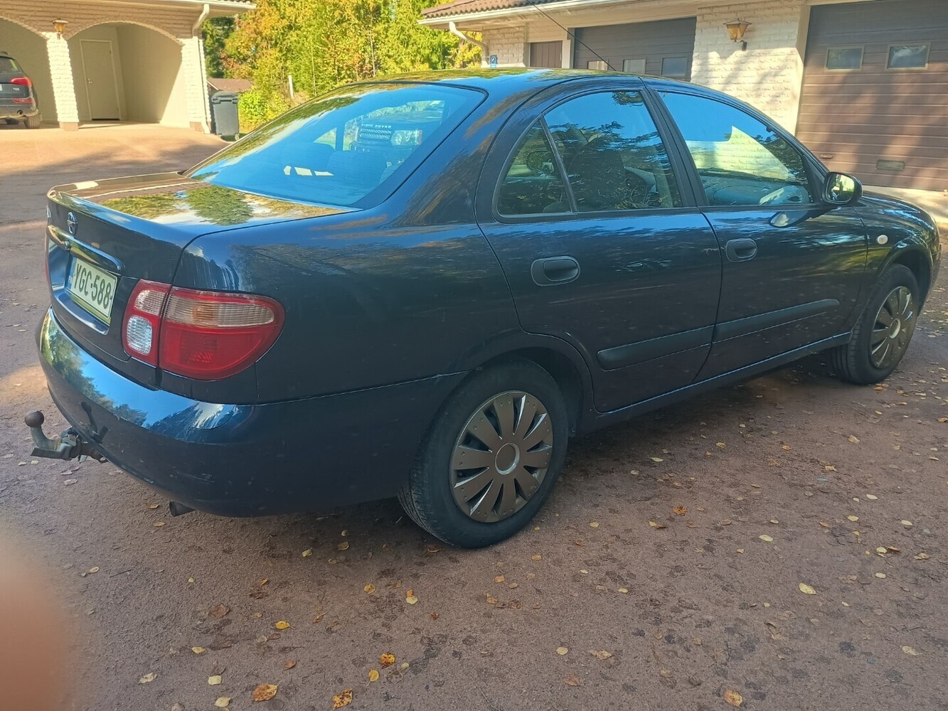 Nissan Almera vaihtoauto