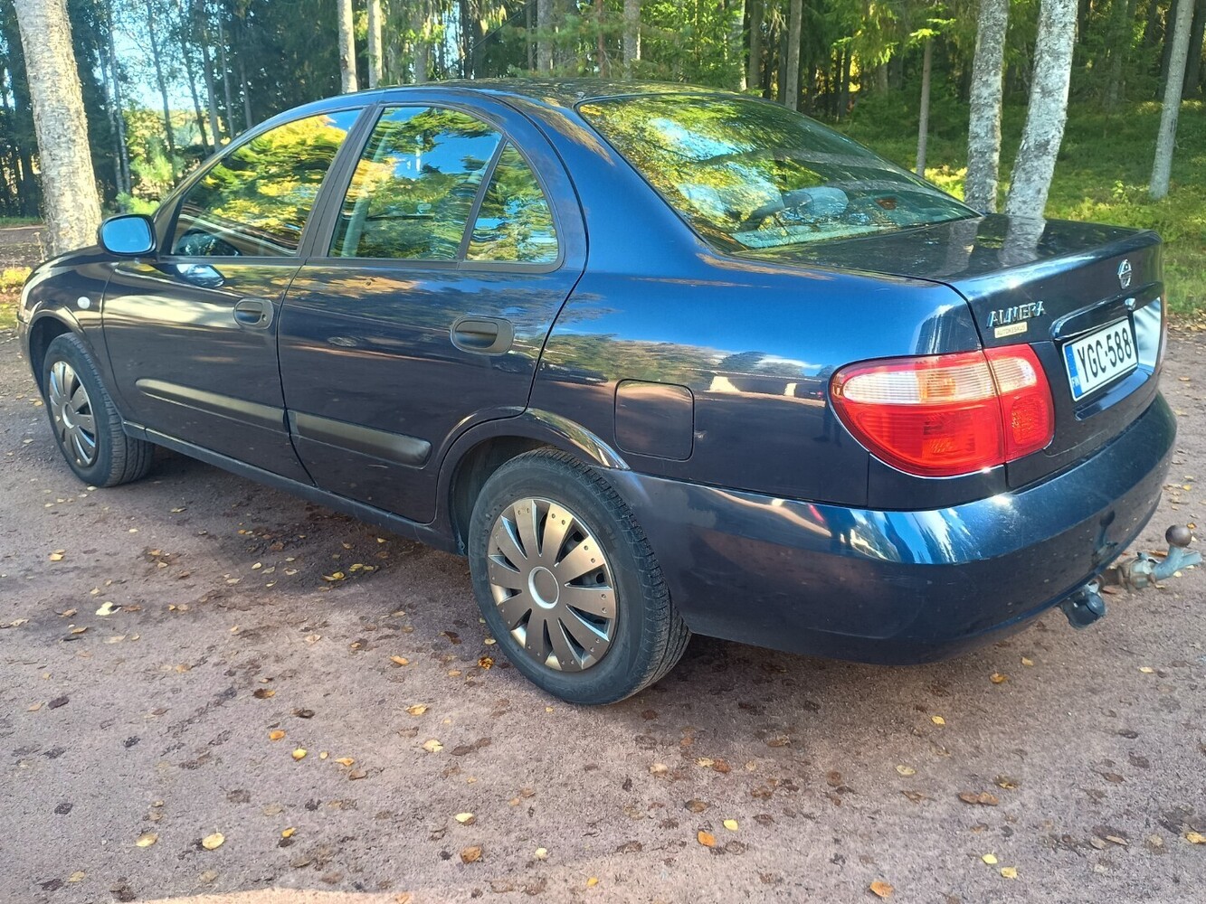 Nissan Almera vaihtoauto