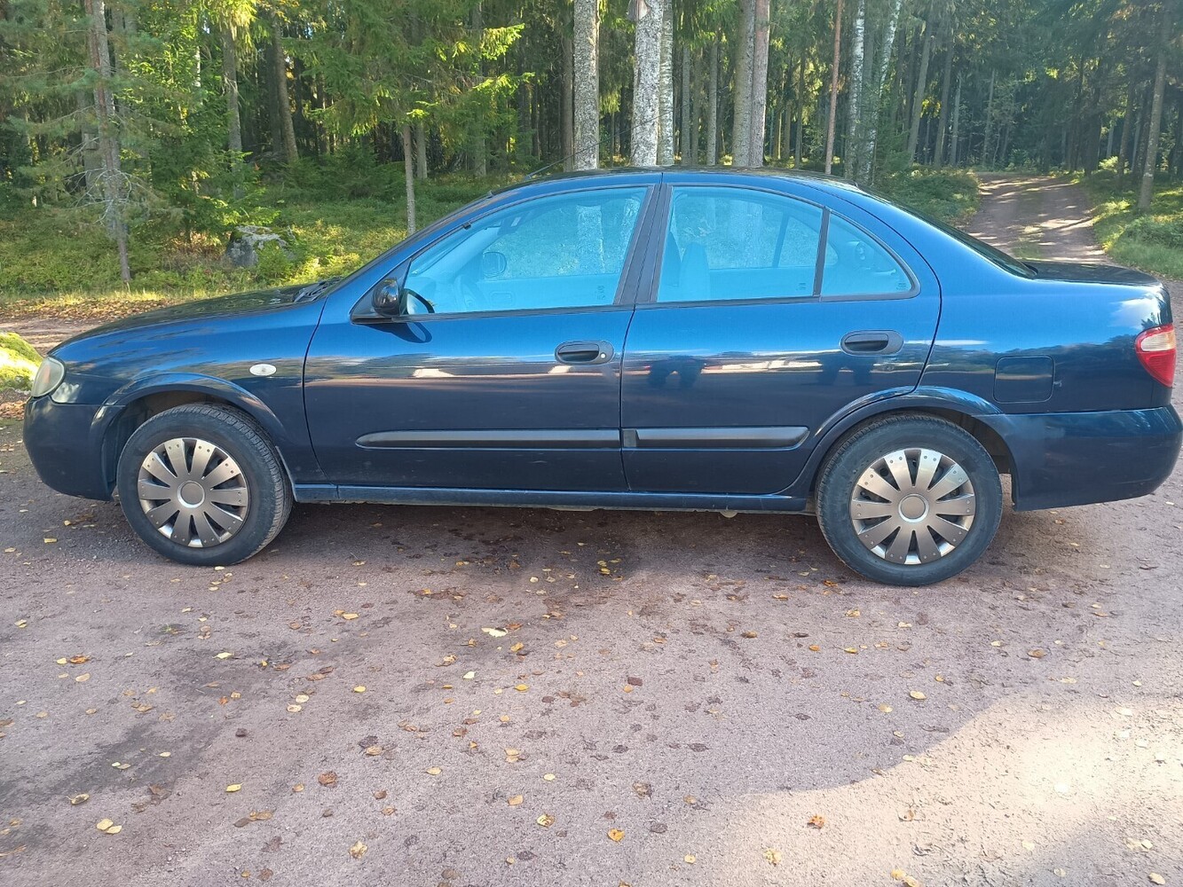 Nissan Almera vaihtoauto