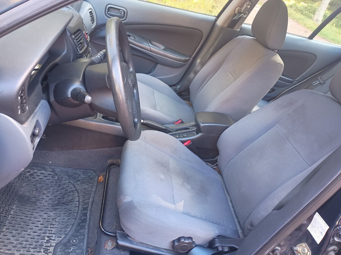 Nissan Almera vaihtoauto