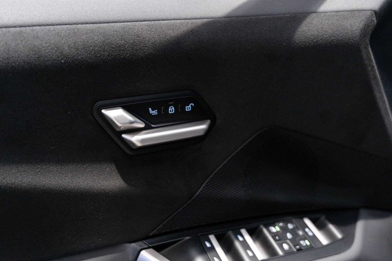 BMW iX3 vaihtoauto