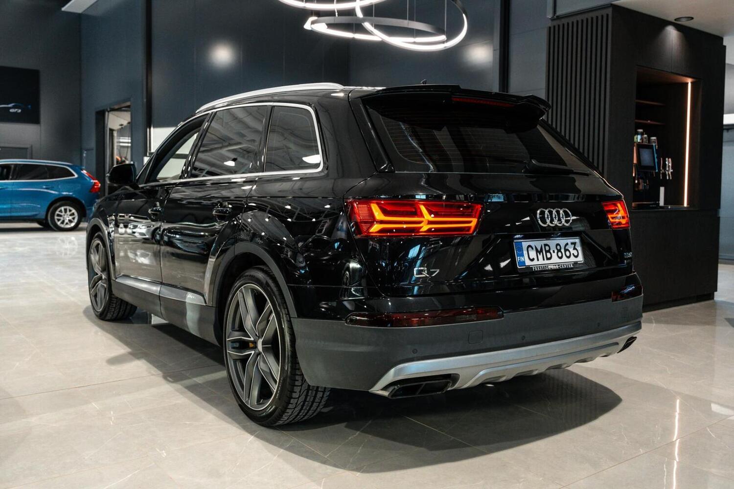 Audi Q7 vaihtoauto