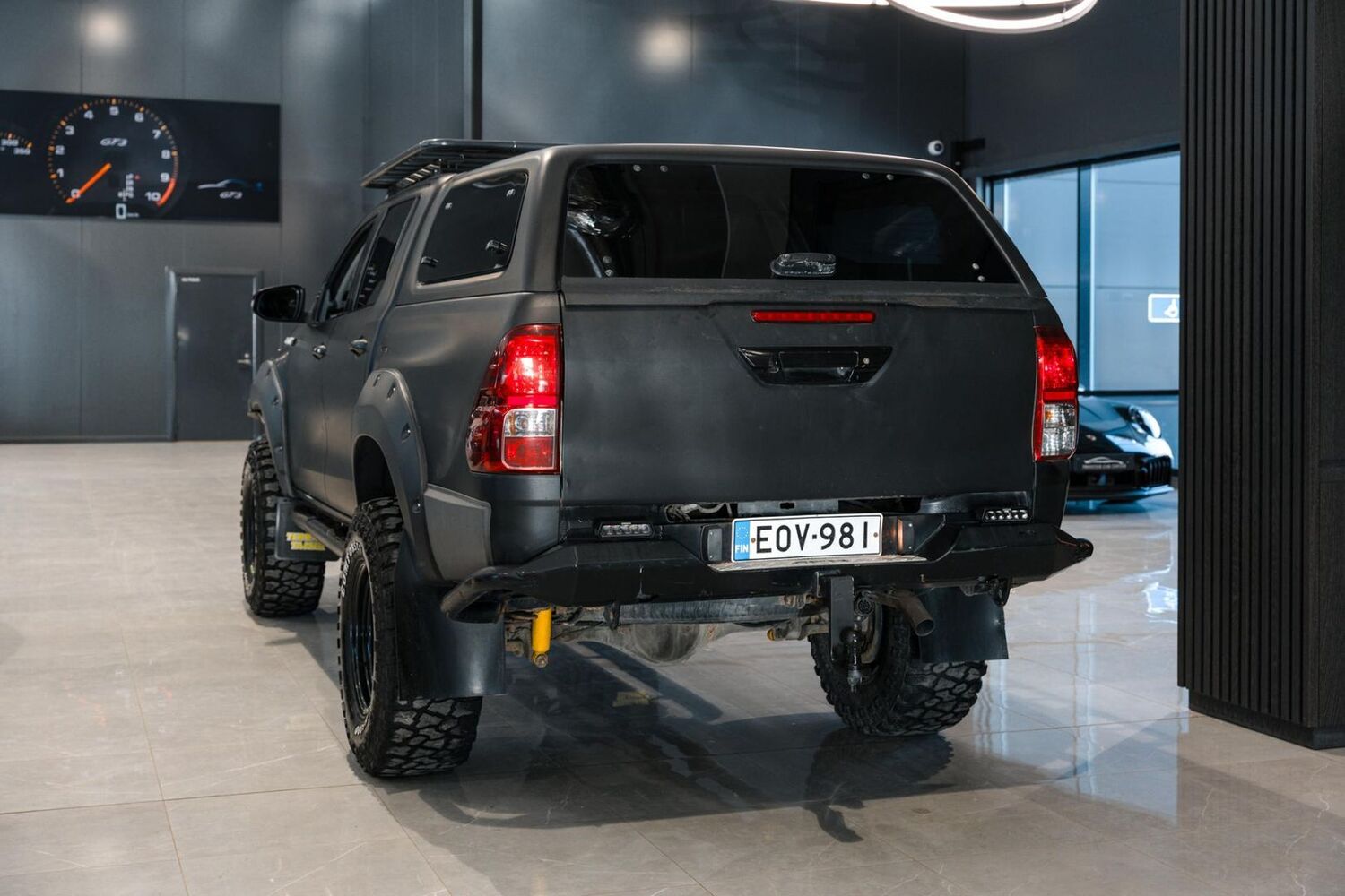 Toyota Hilux vaihtoauto