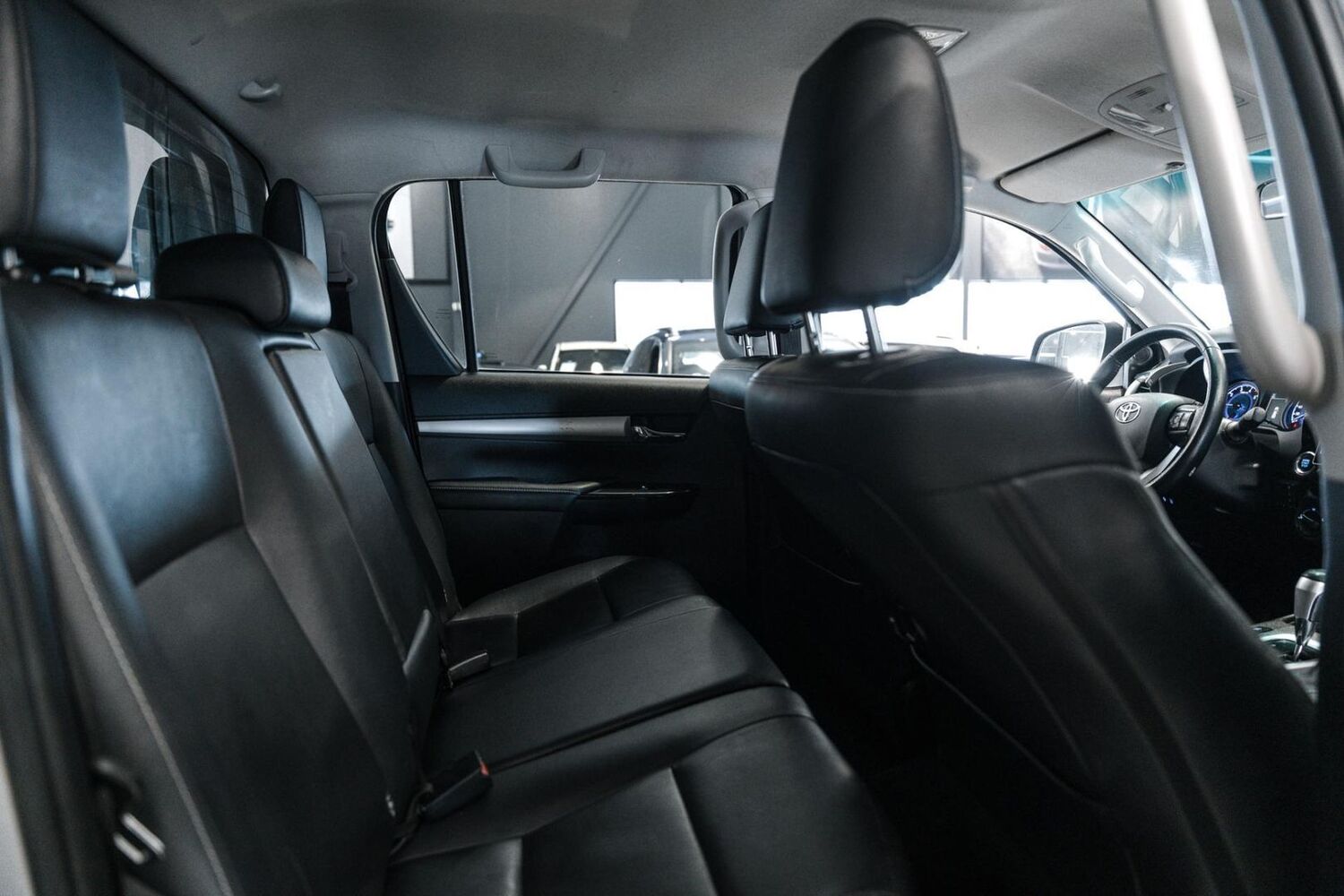 Toyota Hilux vaihtoauto
