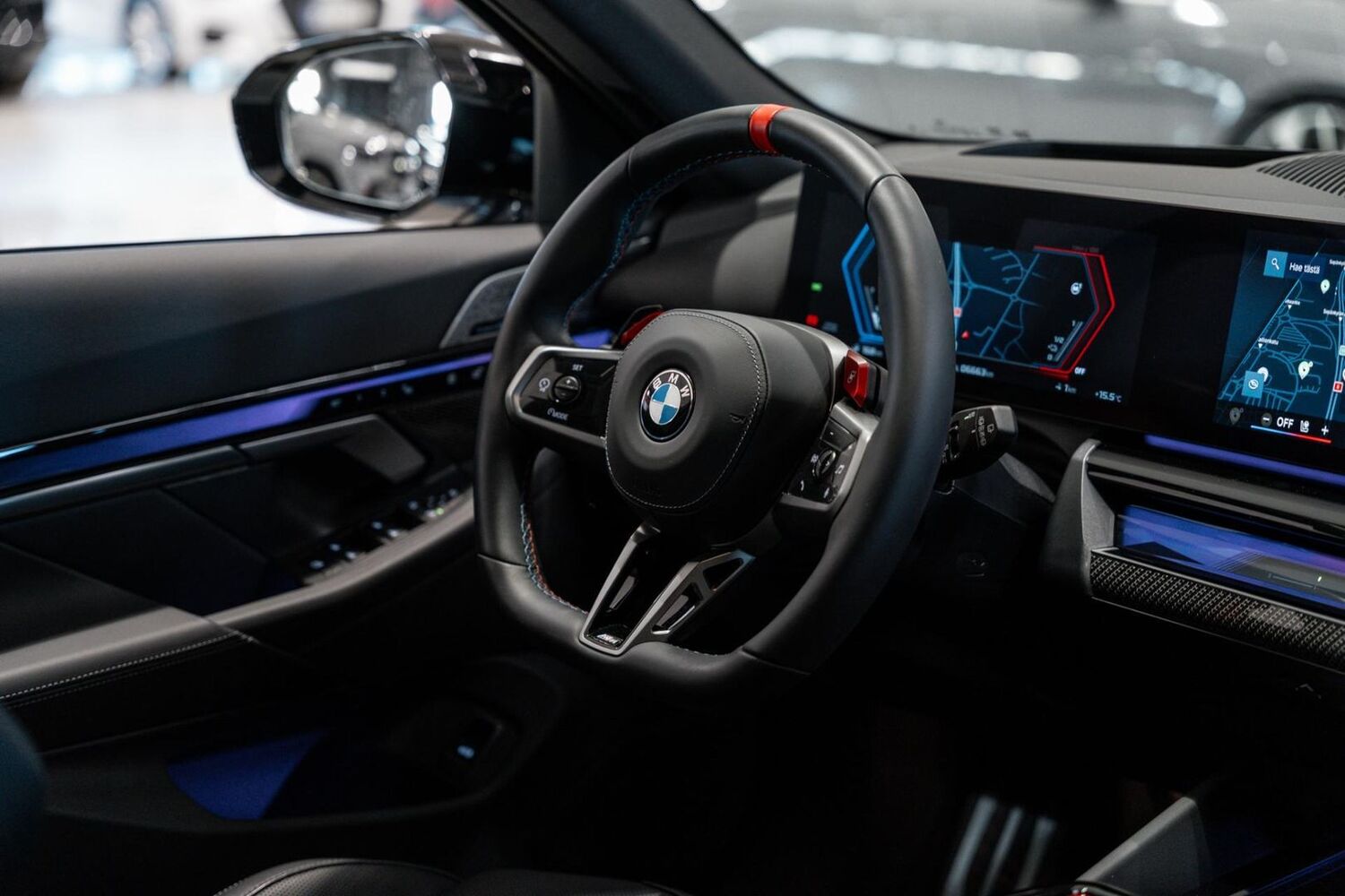 BMW M5 vaihtoauto