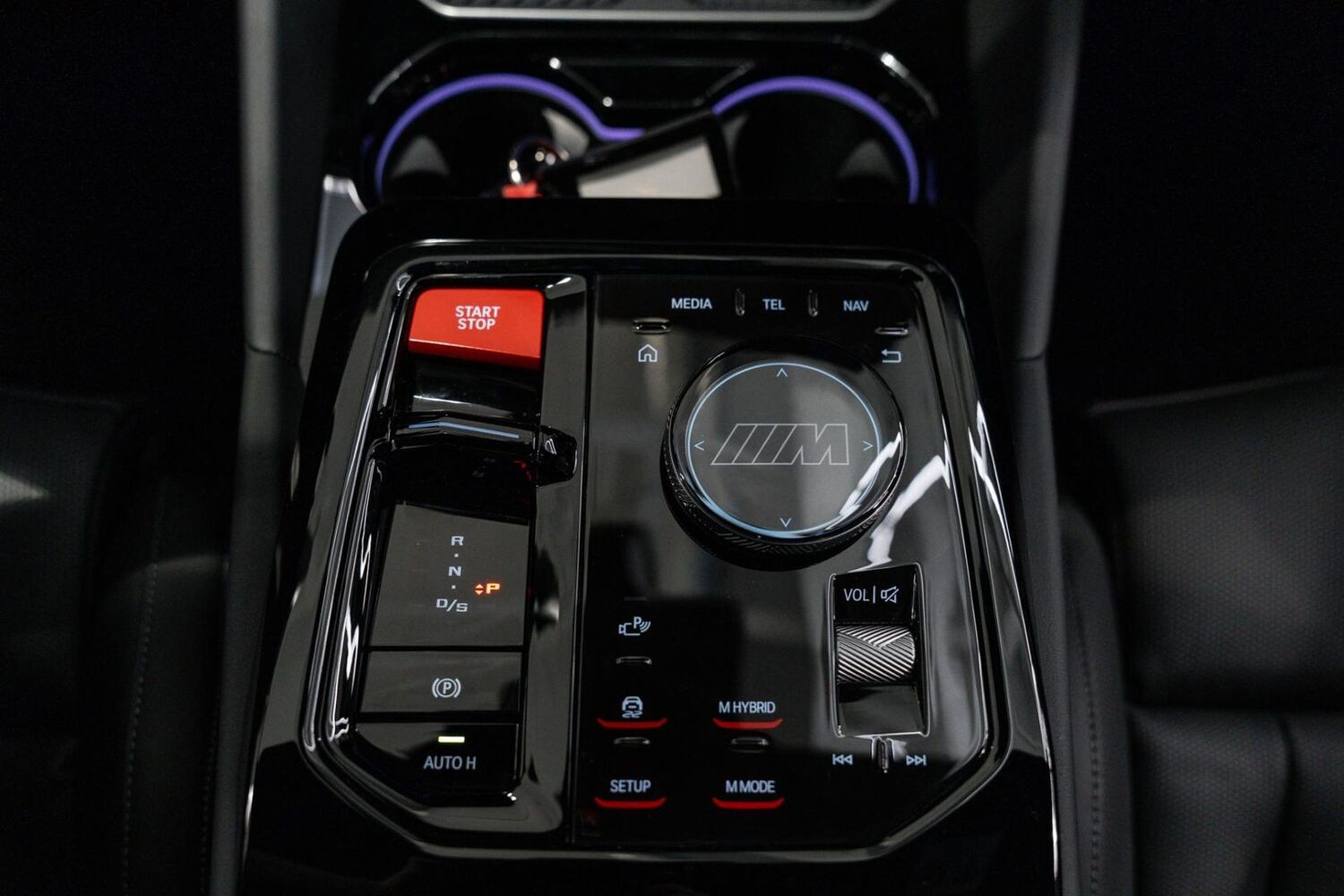 BMW M5 vaihtoauto