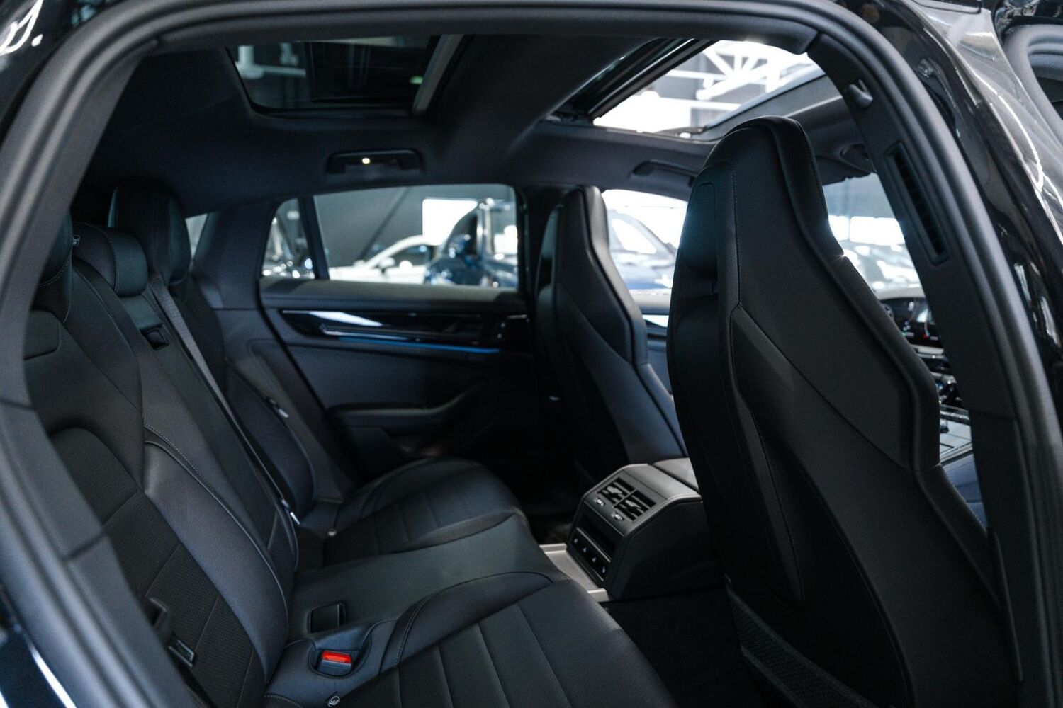 Porsche Panamera vaihtoauto