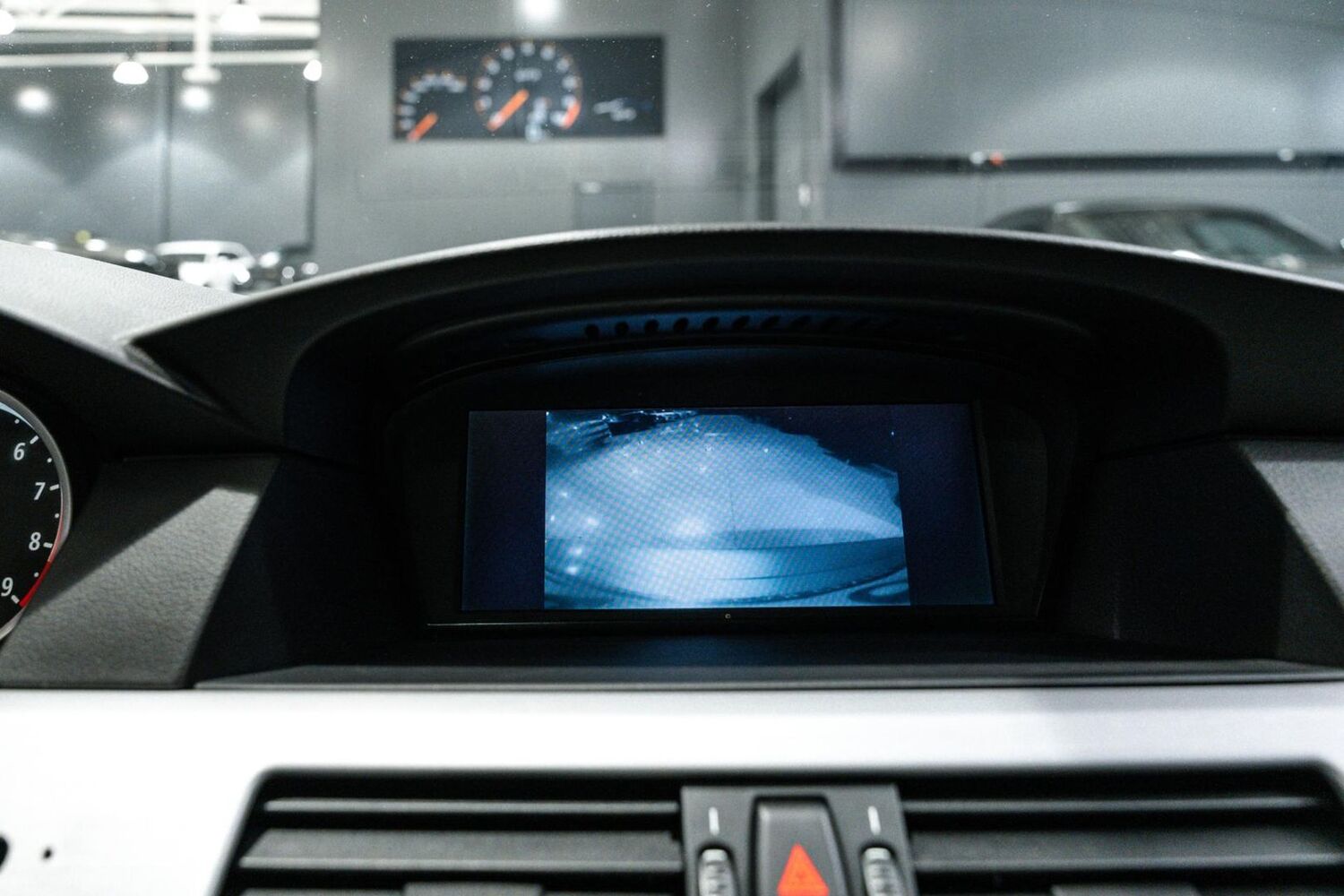 BMW M5 vaihtoauto