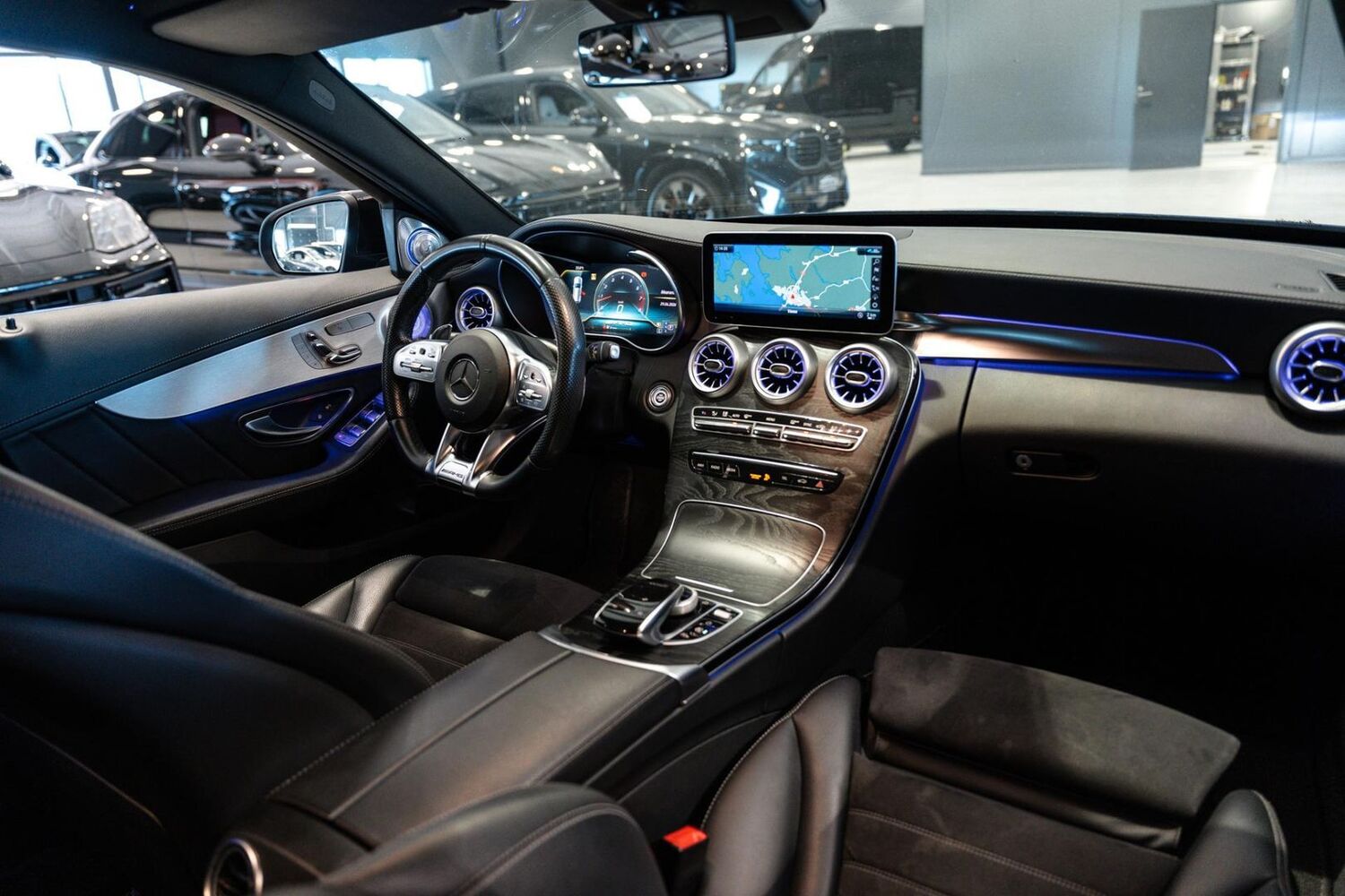 Mercedes-Benz C vaihtoauto
