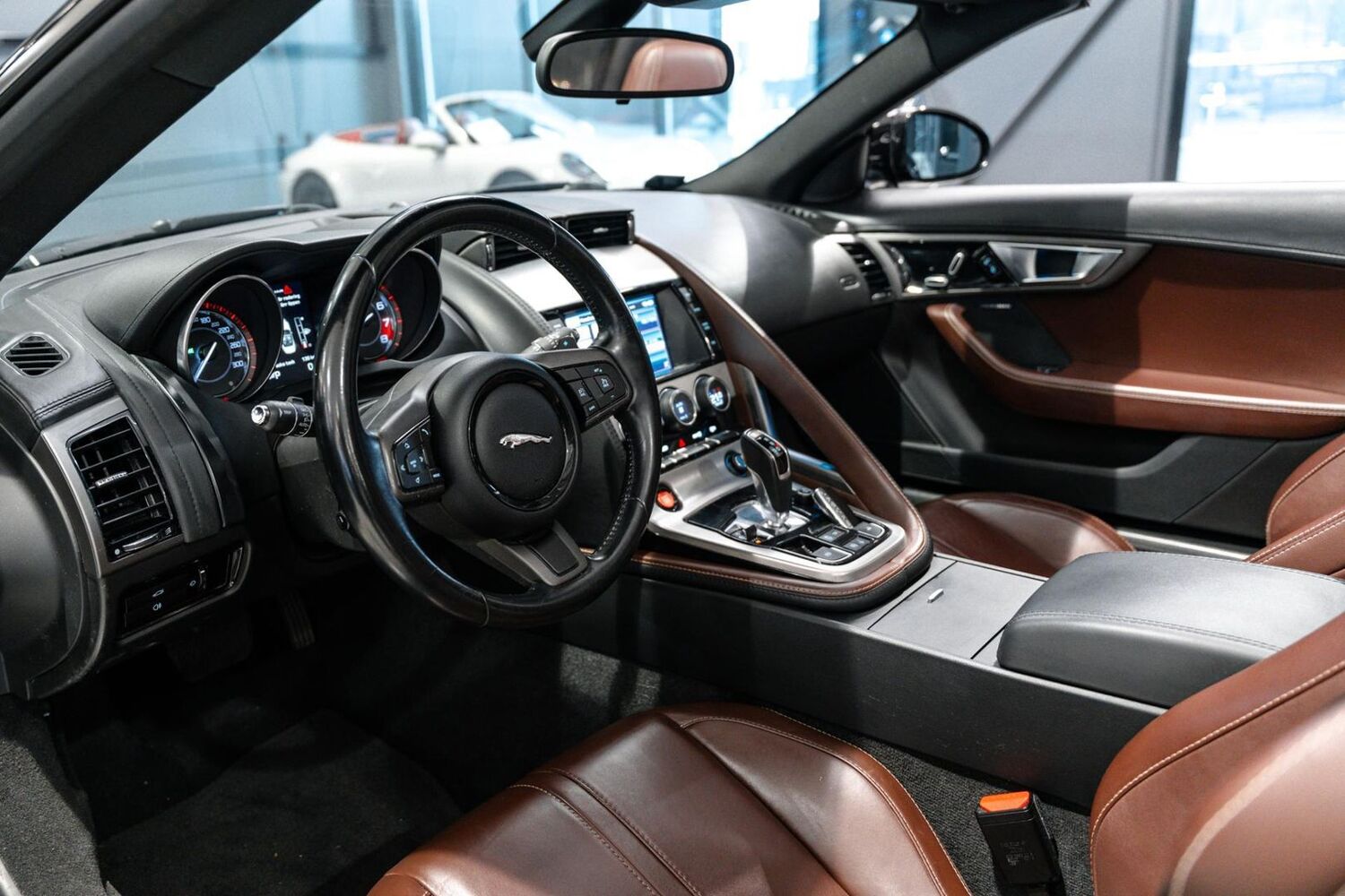 Jaguar F-Type vaihtoauto
