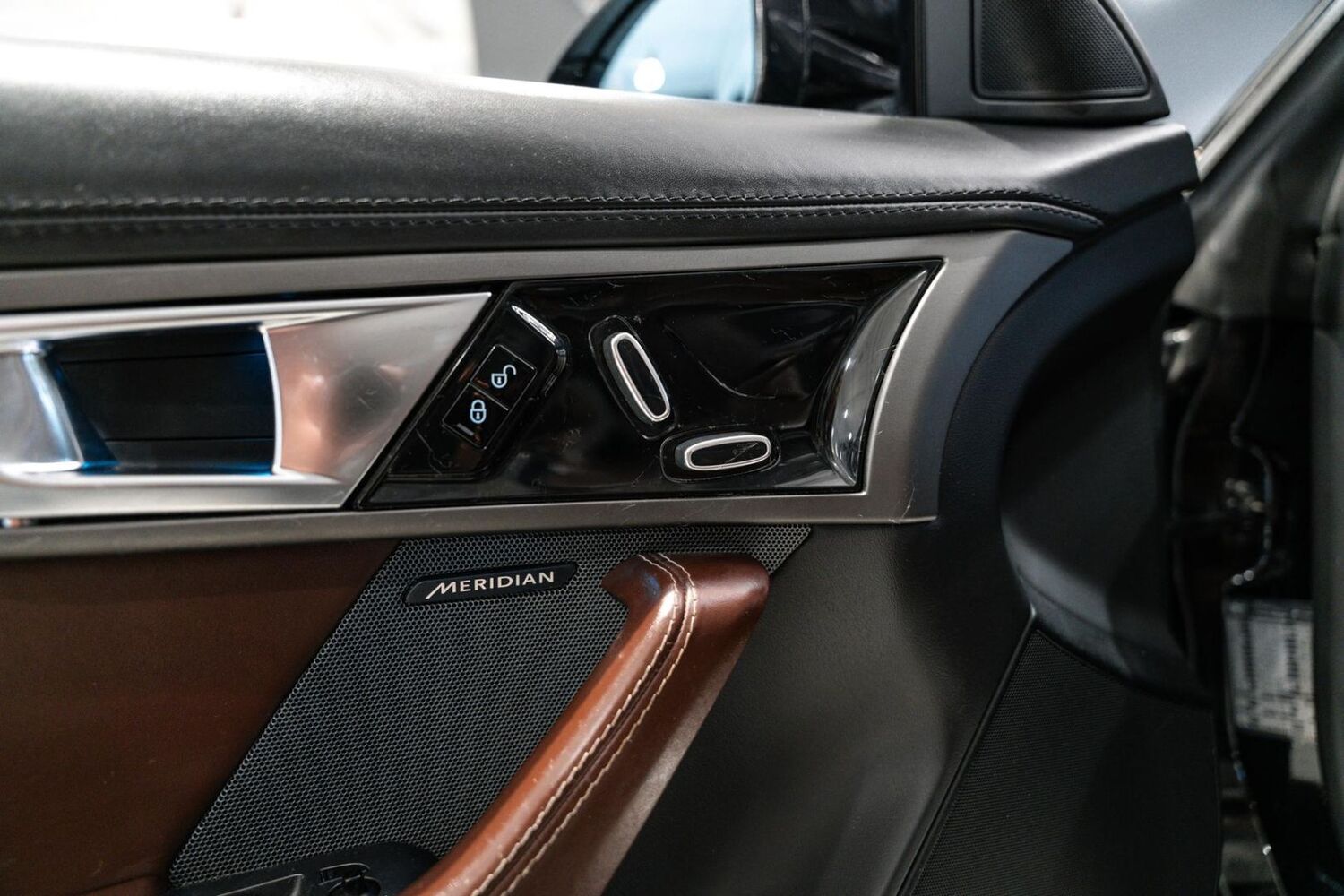 Jaguar F-Type vaihtoauto